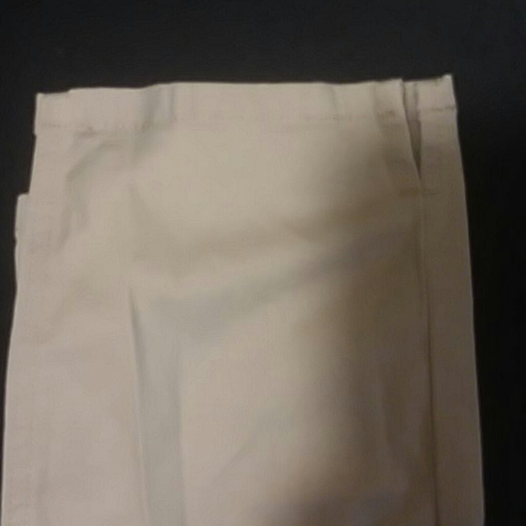 Capris - Picture 2 of 3